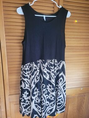Sleeveless Black Bodice Mini Dress with Cream Patterned Skirt